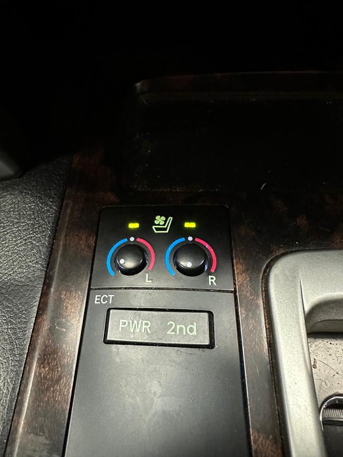 2012 Toyota Landcruiser Sahara VDJ200R MY10 4X4 Constant Glacier White