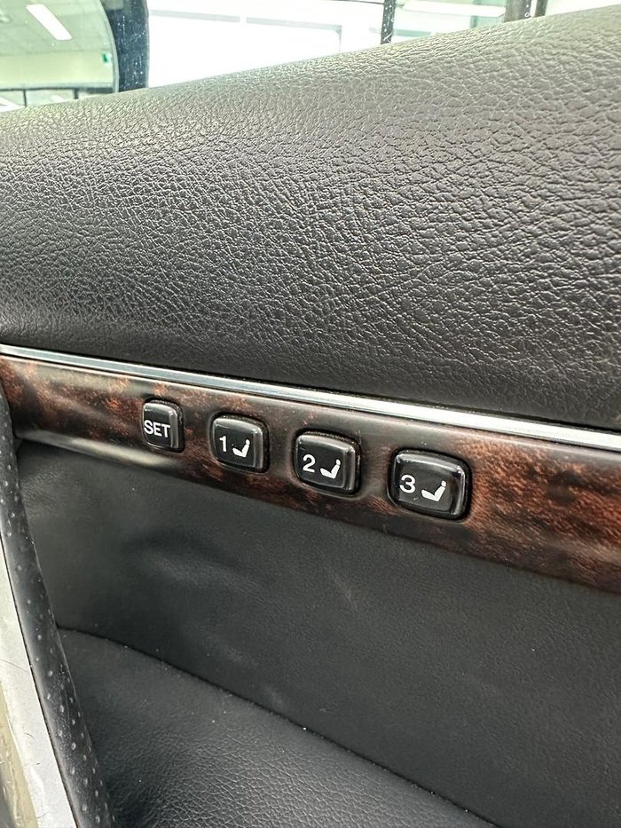 2012 Toyota Landcruiser Sahara VDJ200R MY10 4X4 Constant Glacier White