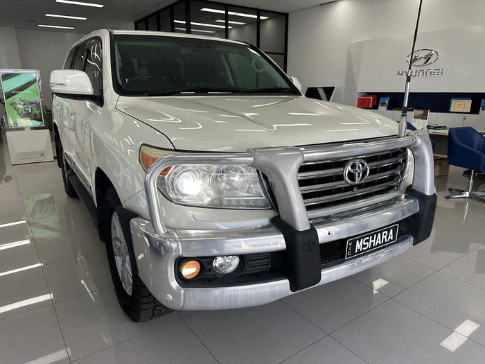 2012 Toyota Landcruiser Sahara VDJ200R MY10 4X4 Constant Glacier White
