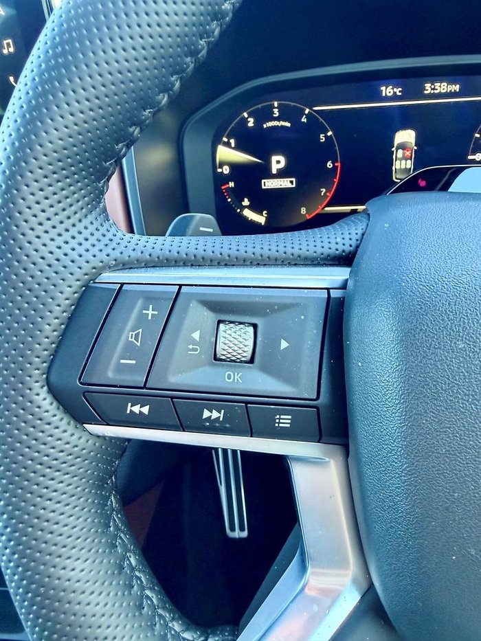 2025 Mitsubishi Outlander Exceed Tourer