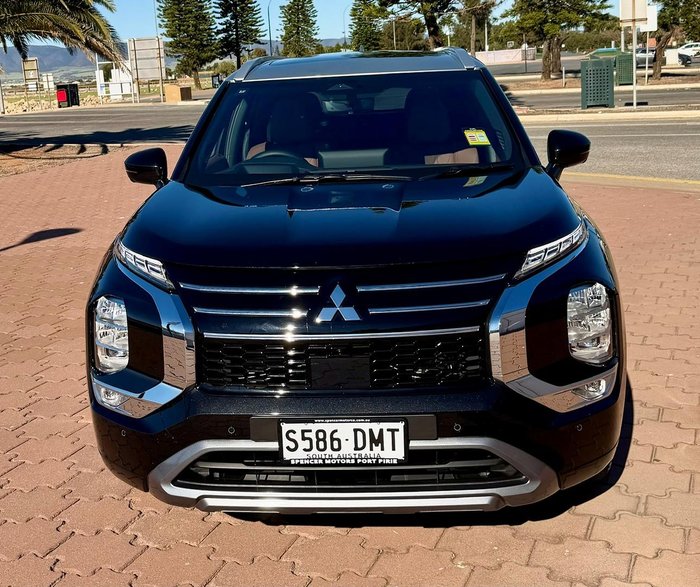 2025 Mitsubishi Outlander Exceed Tourer