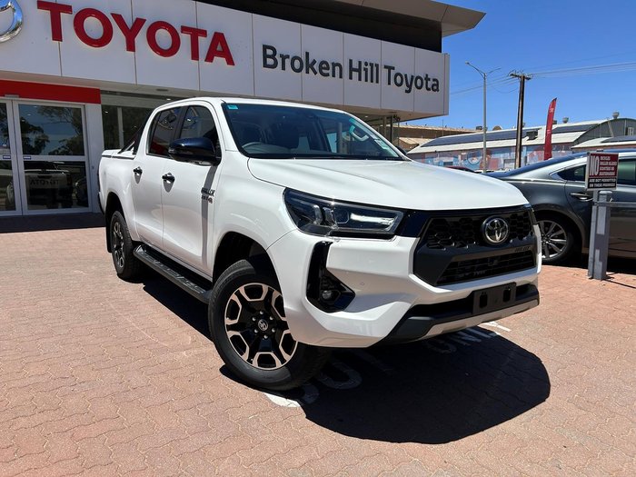 2025 Toyota Hilux SR5 48V GUN126R 4X4 Dual Range Glacier White