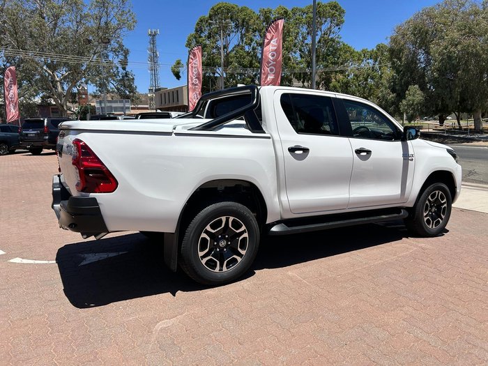 2025 Toyota Hilux