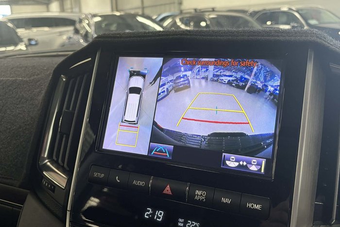 2021 Toyota Landcruiser Sahara