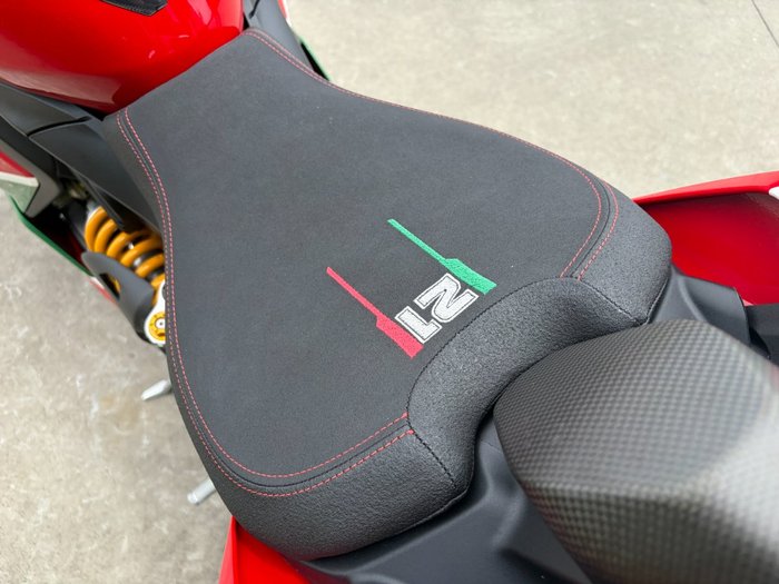 2024 DUCATI PANIGALE V2 BAYLISS 20TH ANNIV Red