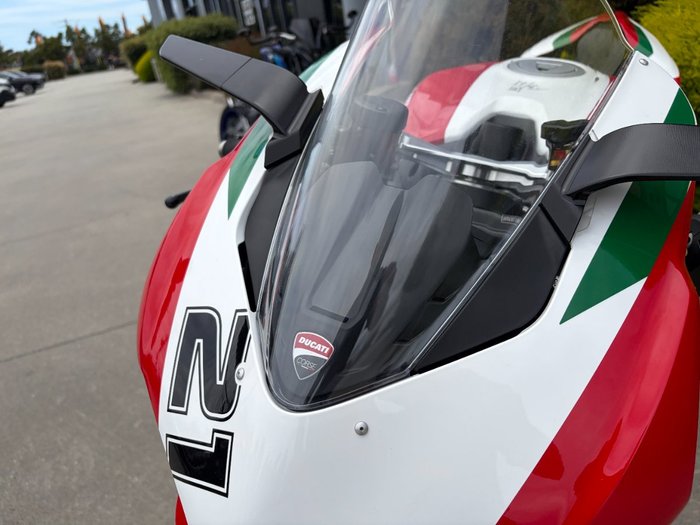 2024 DUCATI PANIGALE V2 BAYLISS 20TH ANNIV Red