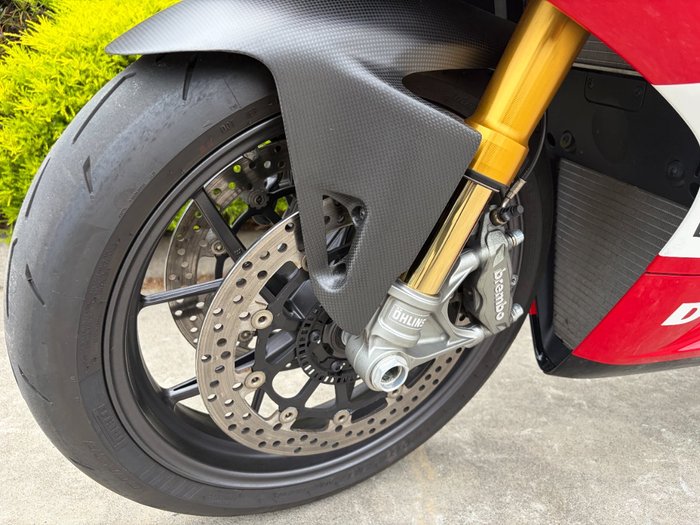 2024 DUCATI PANIGALE V2 BAYLISS 20TH ANNIV Red