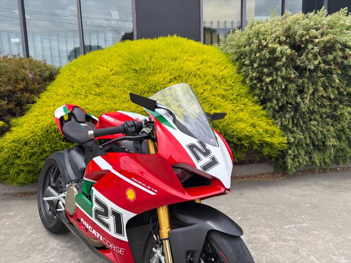 2024 DUCATI PANIGALE V2 BAYLISS 20TH ANNIV Red