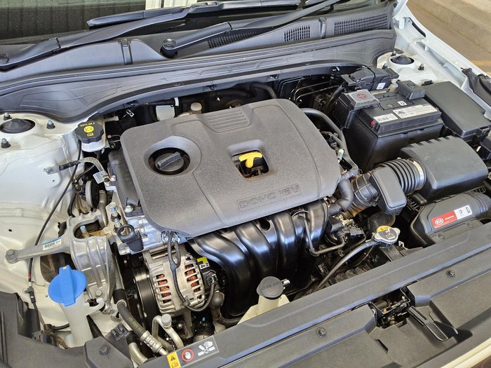 2018 Kia Cerato Sport BD MY19 Clear White