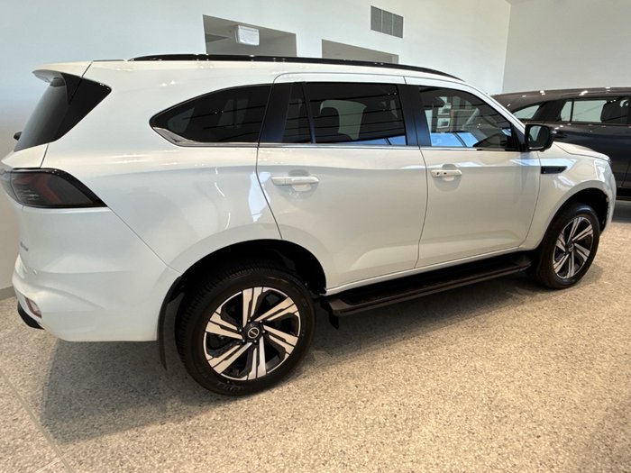 2025 Isuzu MU-X LS-T