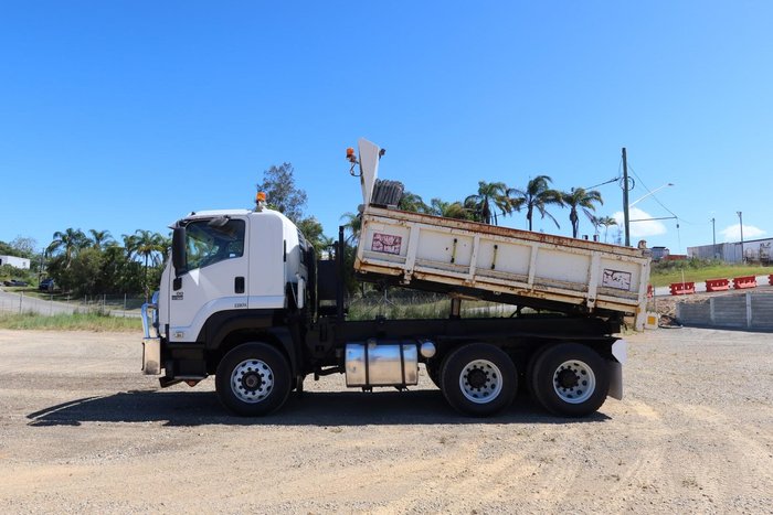 2011 Isuzu F Series FXZ 1500