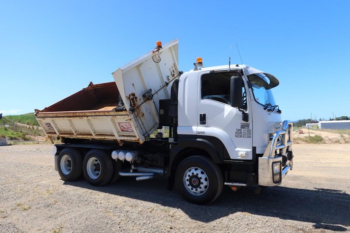 2011 Isuzu F Series