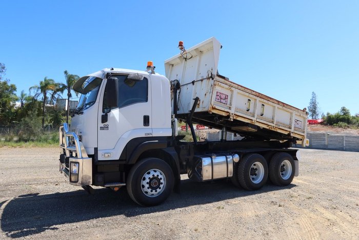 2011 Isuzu F Series