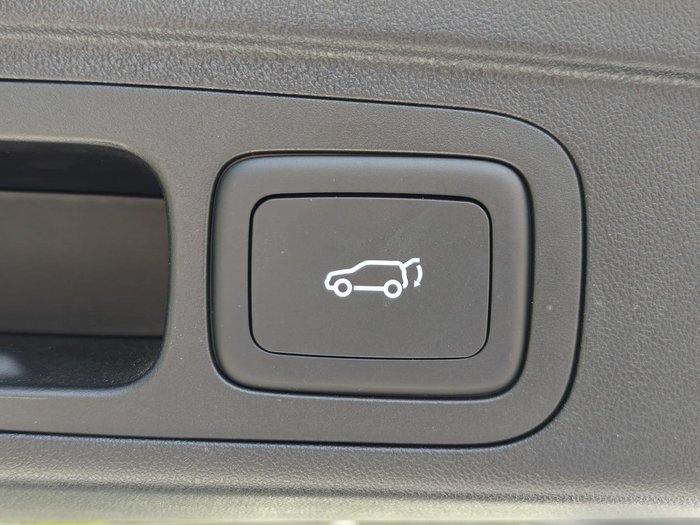 2025 MG HS Hybrid+ Essence