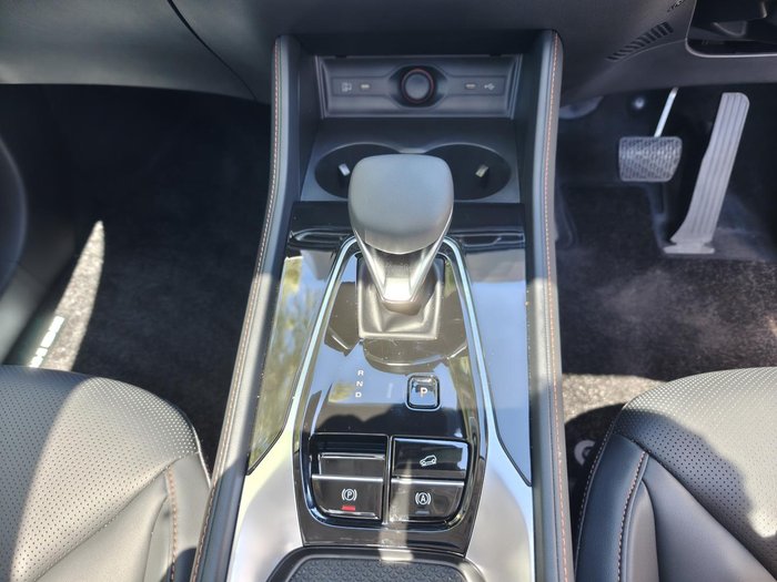 2025 MG HS Hybrid+ Essence AS33H MY25 Pearl White