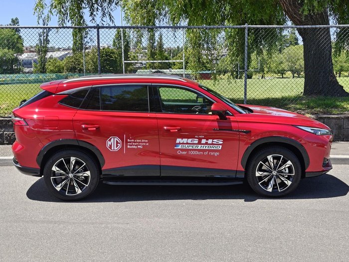 2025 MG HS Super Hybrid Essence AS33P MY25 Diamond Red