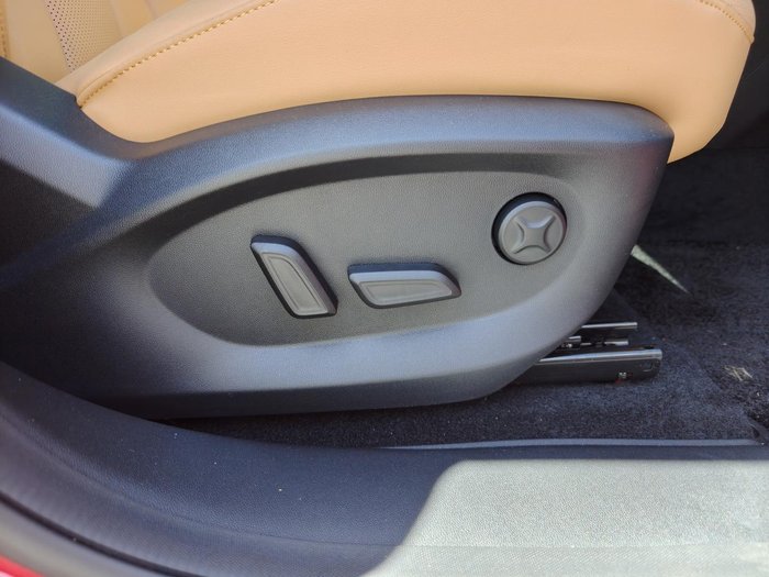 2025 MG HS Super Hybrid Essence