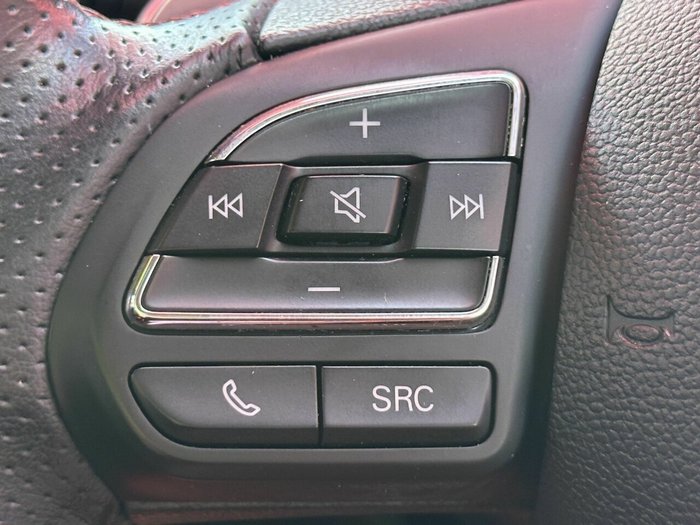 2022 MG HS Essence X