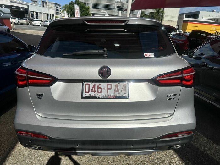 2022 MG HS Essence X