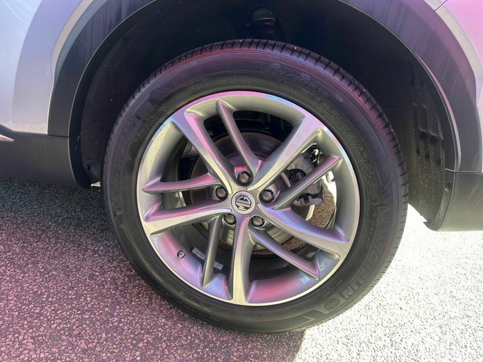 2022 MG HS Essence X