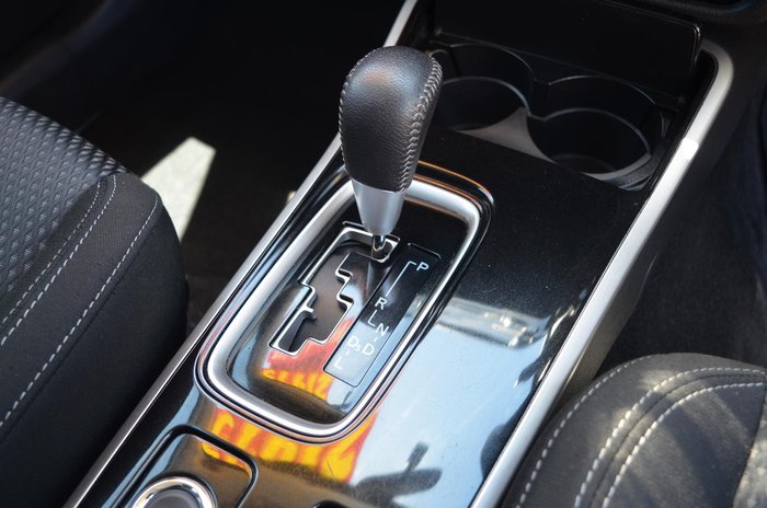 2018 Mitsubishi Outlander ES