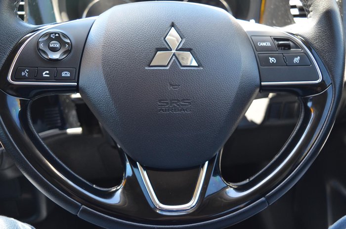 2018 Mitsubishi Outlander ES