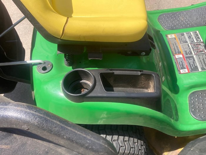 2015 John Deere D110