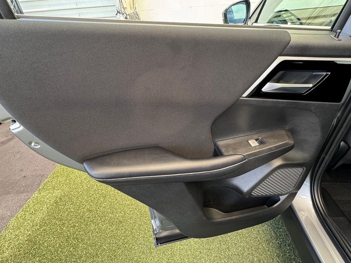 2023 Mitsubishi Outlander ES