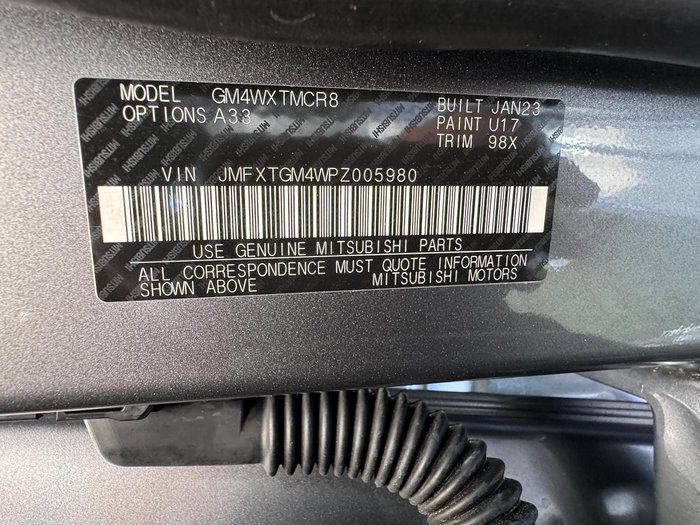 2023 Mitsubishi Outlander ES