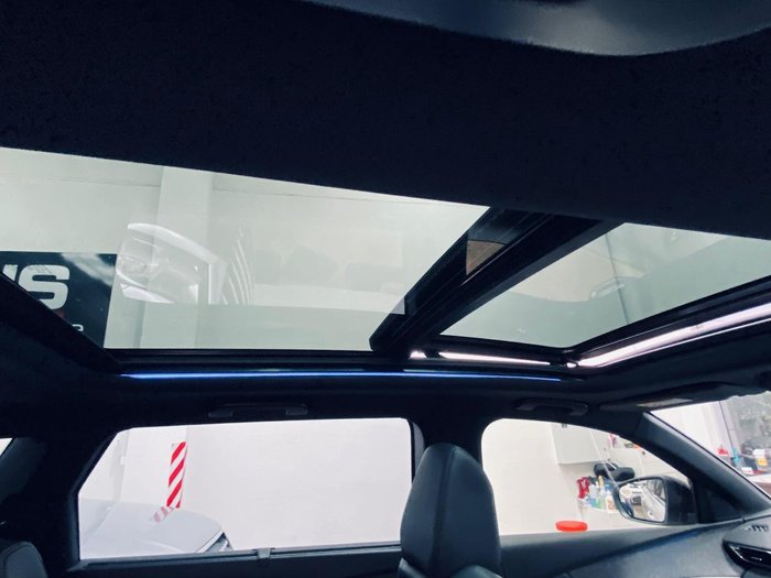 2018 Peugeot 5008 GT Line P87 MY19 Pearl White