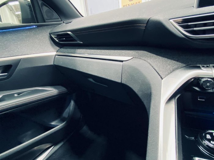 2018 Peugeot 5008 GT Line P87 MY19 Pearl White