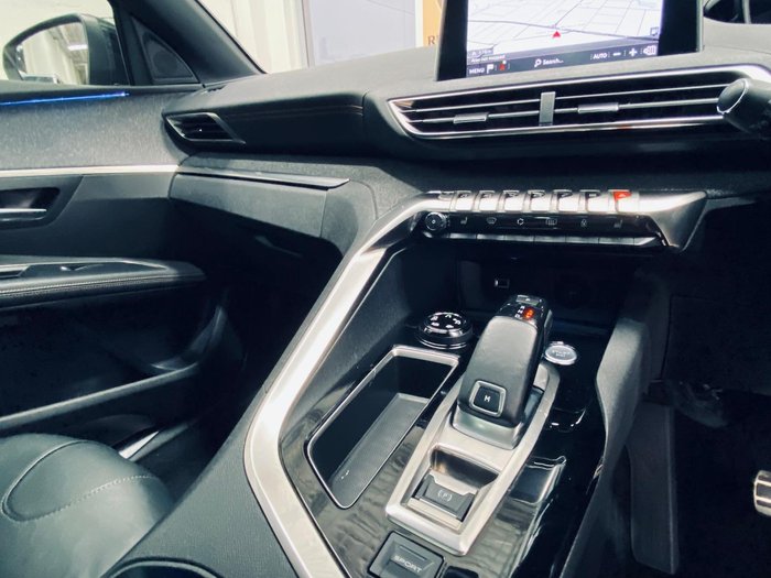 2018 Peugeot 5008 GT Line P87 MY19 Pearl White