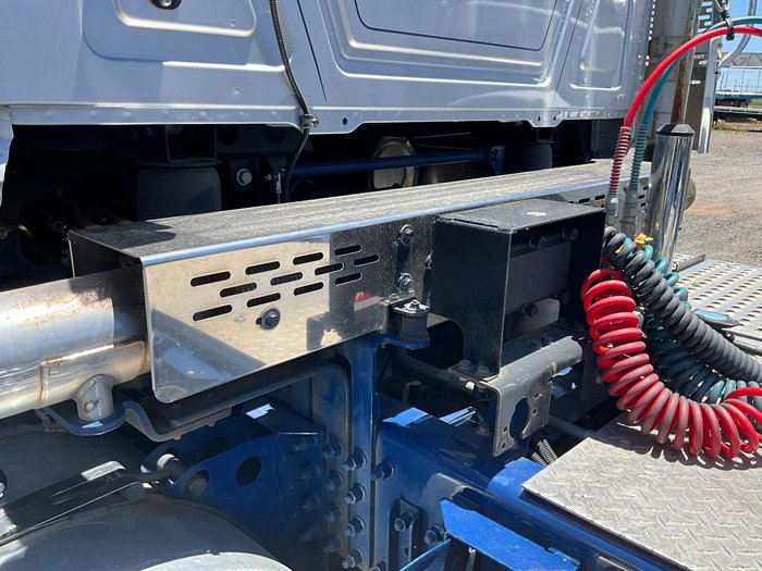 2023 Mack Superliner M