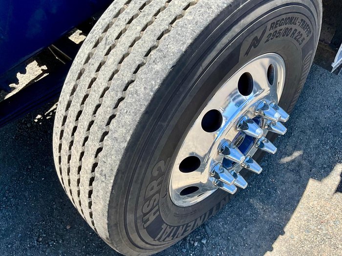 2023 Mack Superliner M