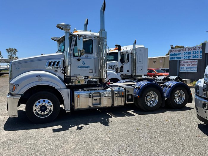 2023 Mack Superliner M