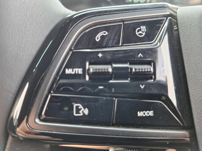2025 KGM Musso EV 2WD Black Edge O100 MY26 Grand White