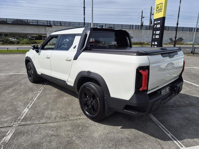 2025 KGM Musso EV 2WD Black Edge O100 MY26 Grand White