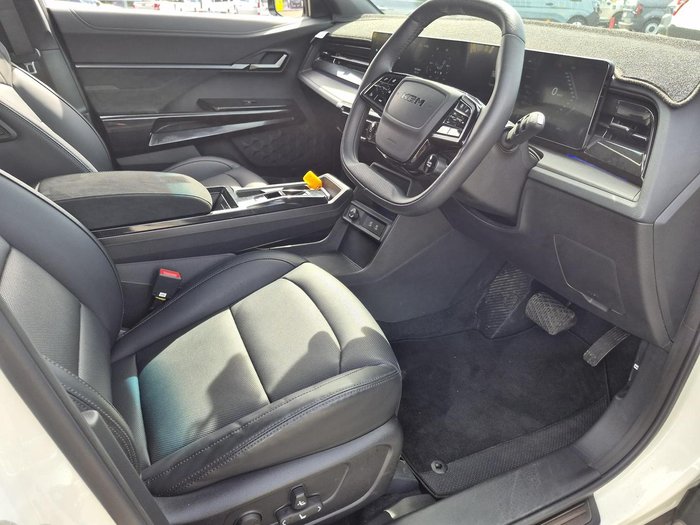 2025 KGM Musso EV 2WD Black Edge O100 MY26 Grand White