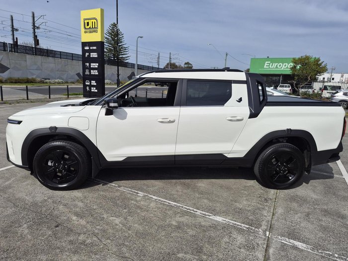 2025 KGM Musso EV 2WD Black Edge