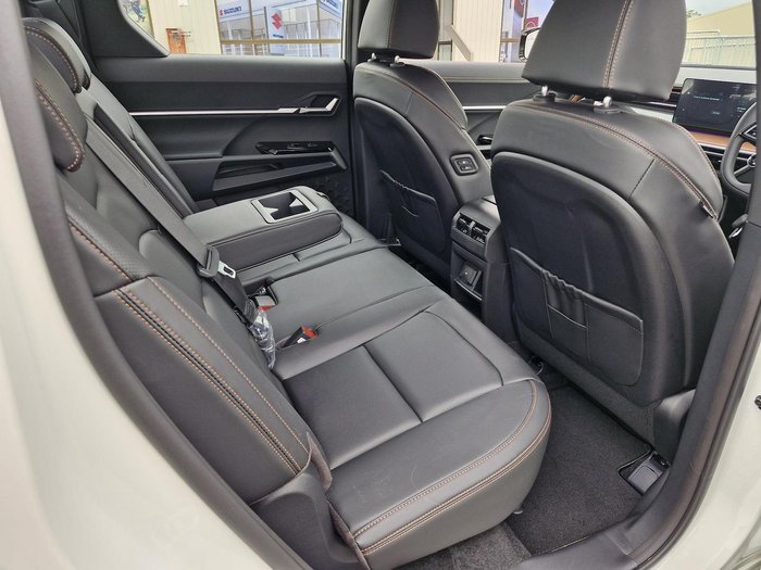 2025 KGM Musso EV AWD