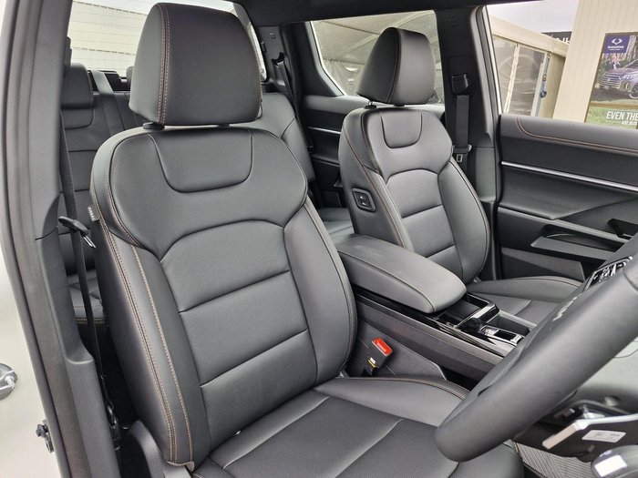 2025 KGM Musso EV AWD