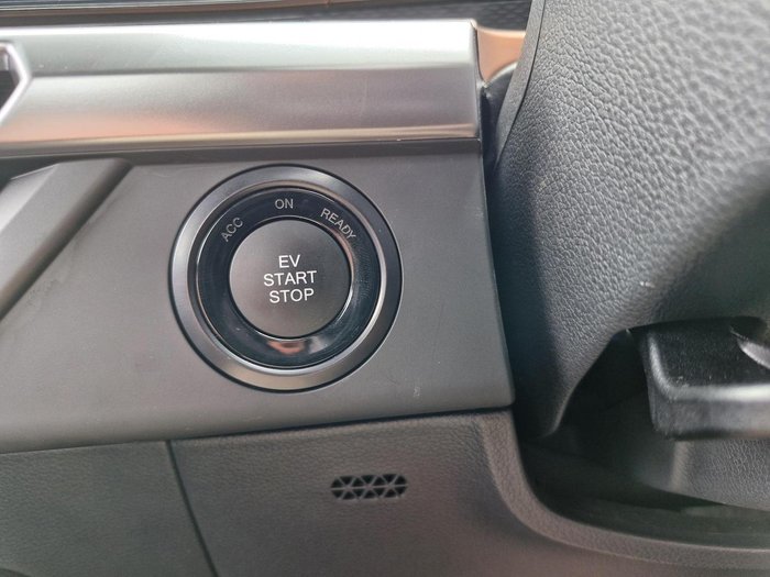 2025 KGM Musso EV AWD