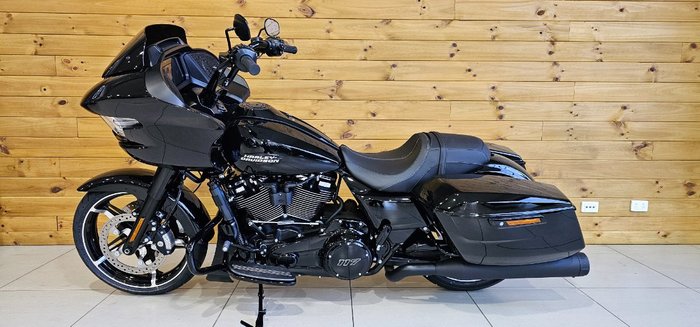 2025 Harley-davidson 2025 Harley-davidson 1900CC FLTRX ROAD GLIDE (117) TOURER Black