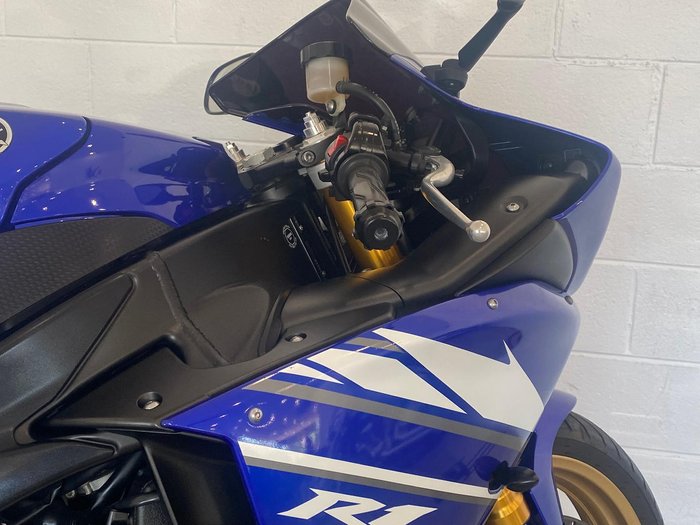 2010 Yamaha YZF-R1 R1 Blue