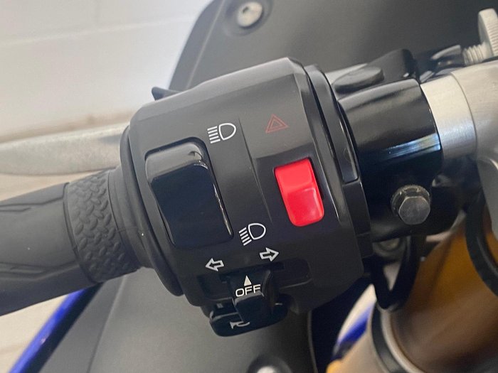 2010 Yamaha YZF-R1 R1 Blue