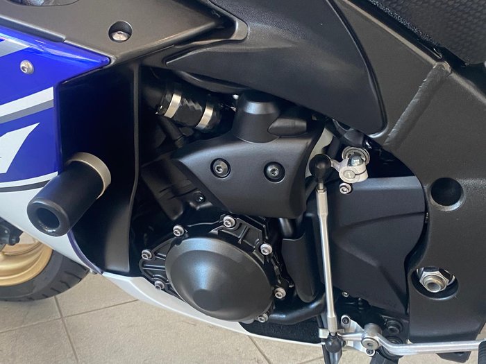 2010 Yamaha YZF-R1 R1 Blue