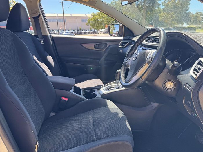 2015 Nissan QASHQAI ST