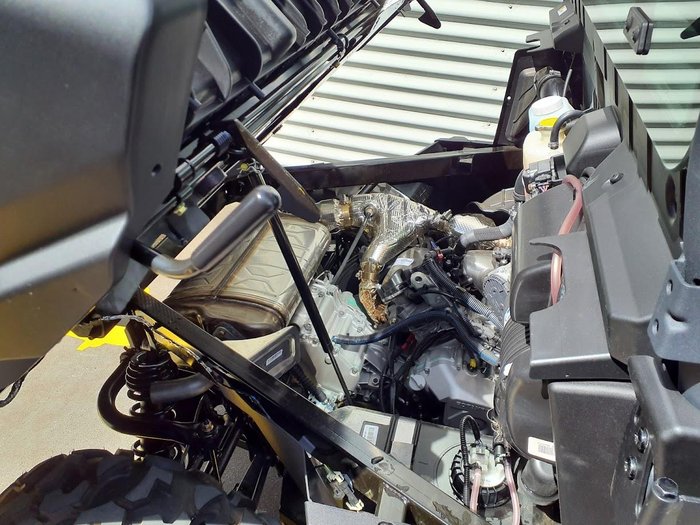 2025 Can-Am Defender XU HD9 Defender Black