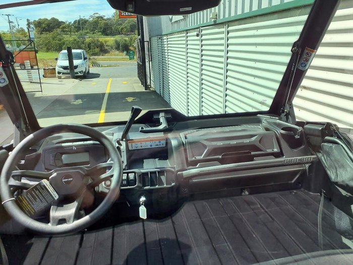 2025 Can-Am Defender XU HD9 Defender Black