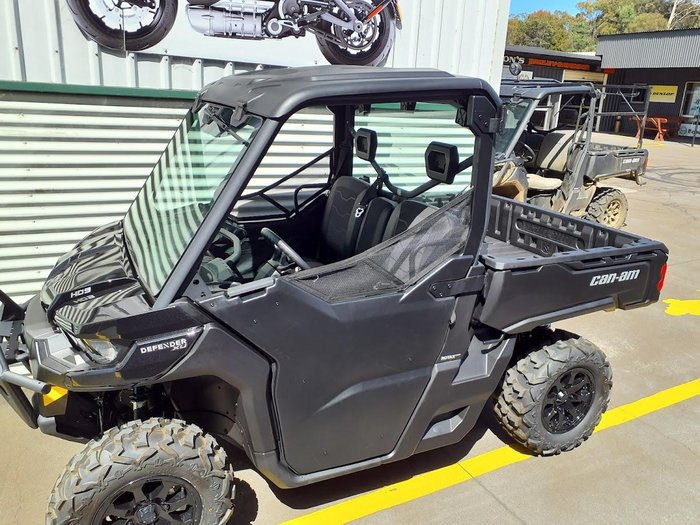 2025 Can-Am Defender XU HD9 Defender Black